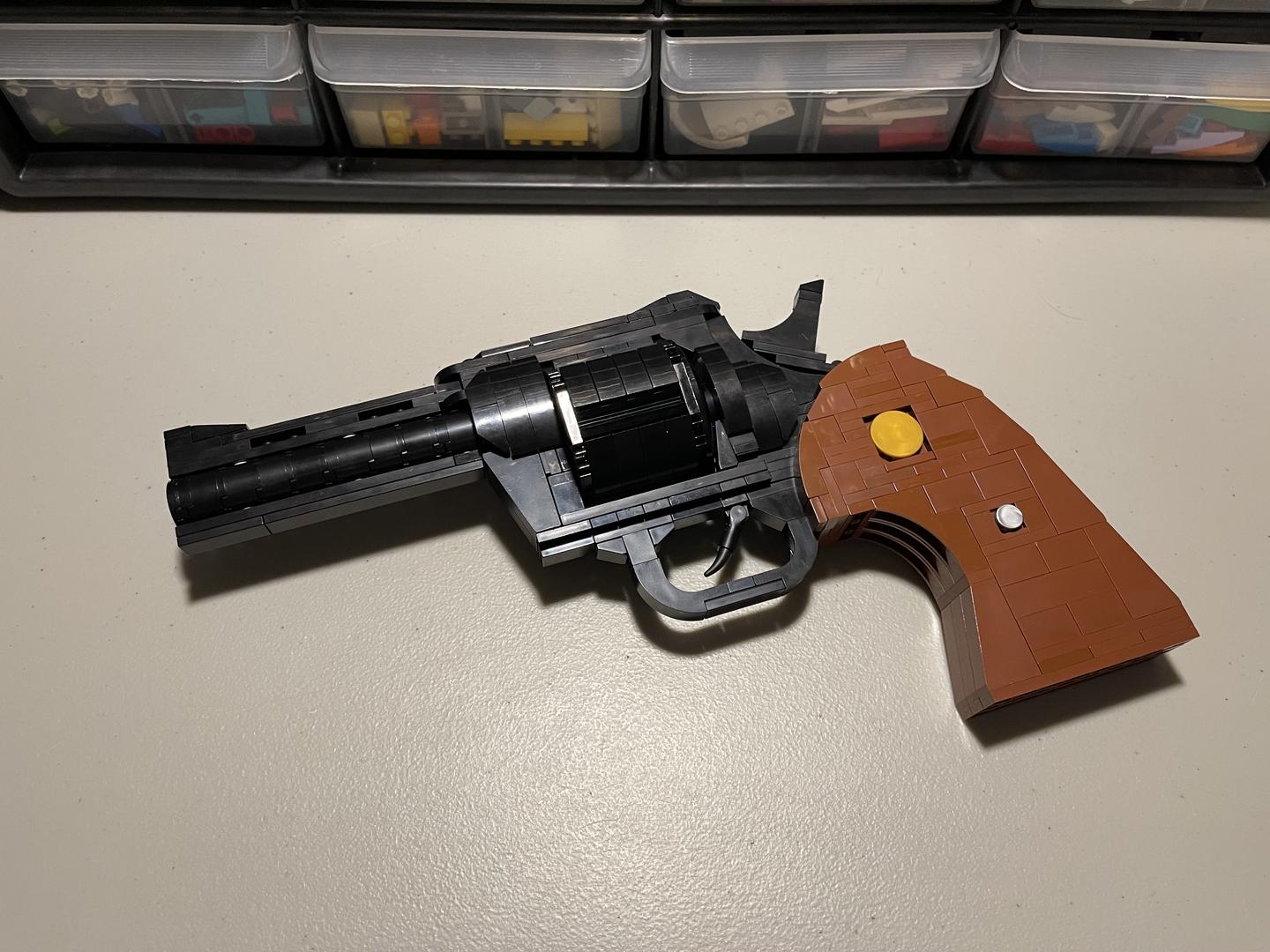 Bouwsteenspeelgoedmodel Revolv - Model Kit Revolver recensie en prijs