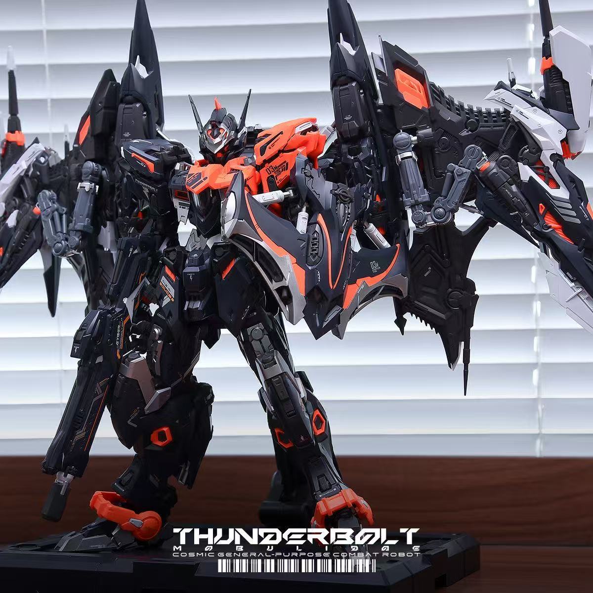 THUNDERBOLT MOBULIDAE 1/100 Sp - Model Kit Infinite Dimension recensie en prijs
