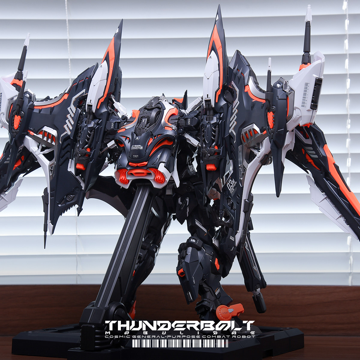 THUNDERBOLT MOBULIDAE 1/100 Sp - Model Kit Infinite Dimension recensie en prijs